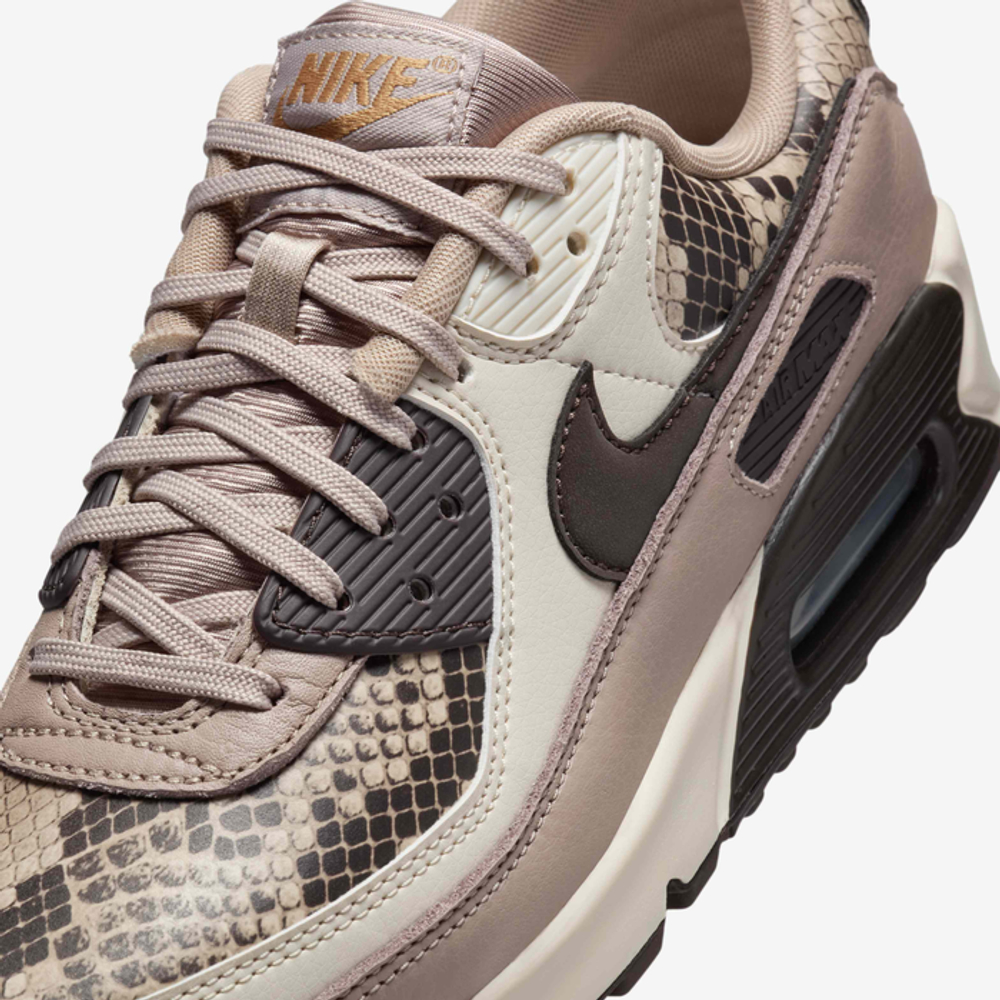 Кроссовки женские NIKE W AIR MAX 90 AMD