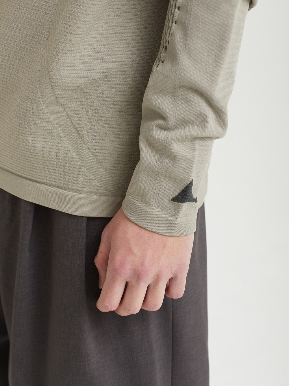 Мужской Лонгслив Aune Seamless