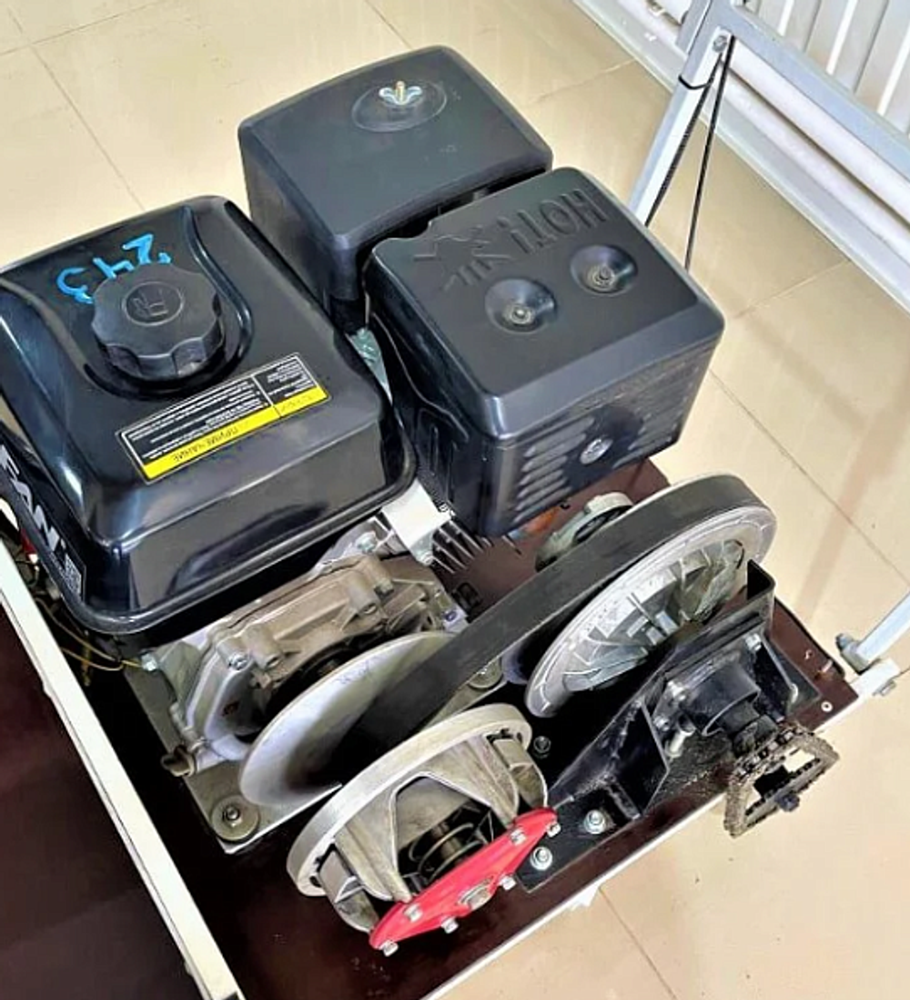 Мотобуксировщик ЕНОТ М 15 Л.С.