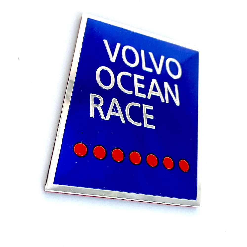 Наклейка Volvo Ocean Race объемная полиуретановая (шильдик Вольво, 5,5х4,5см)