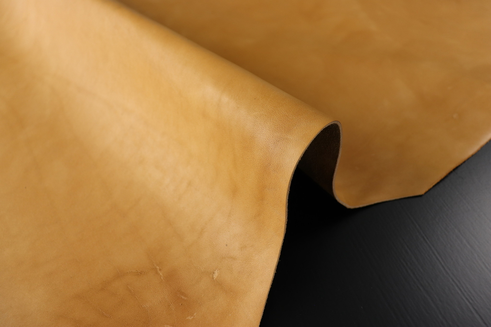 1,3-1,5 Кожа лицевая Темно-бежевая с отделкой Oil Wax