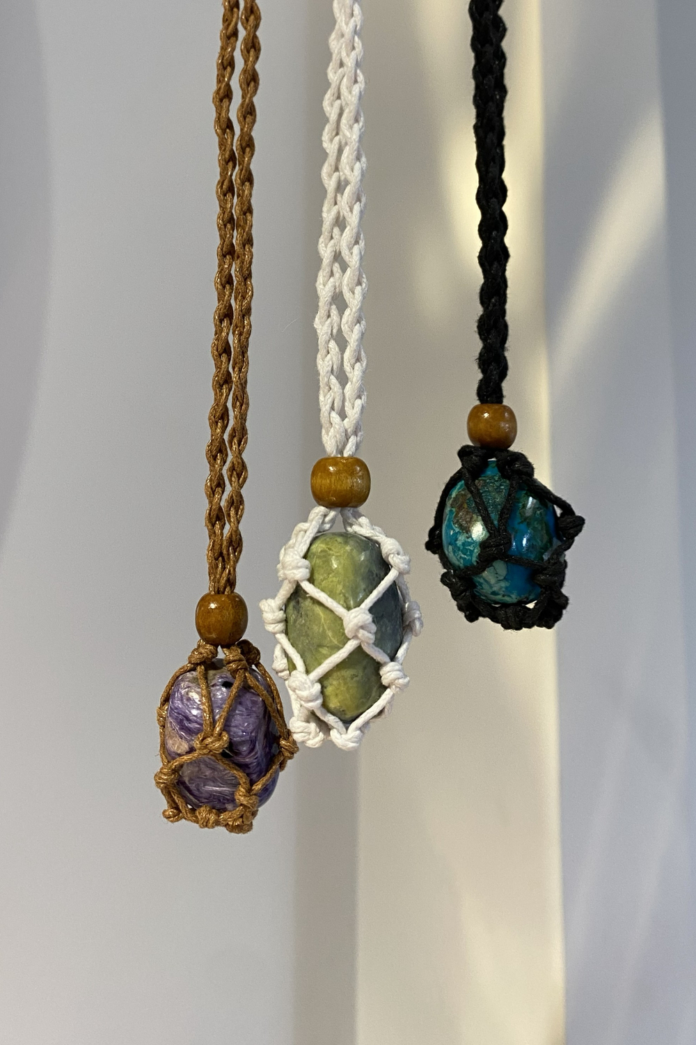 Авоська-подвеска для кристаллов белая (молочная)