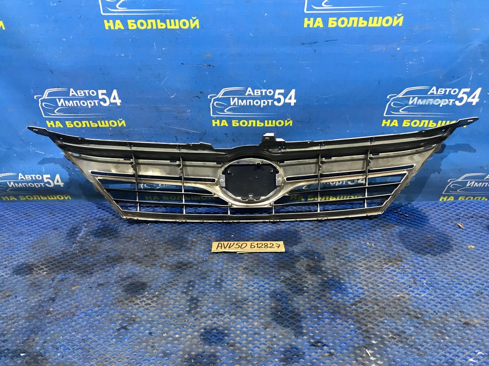 Решетка радиатора TOYOTA CAMRY 2011-2014