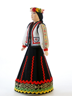 Кукла фарфоровая Молдаванка