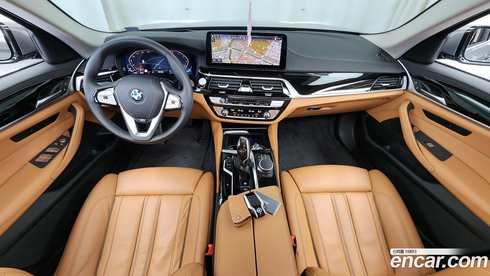 BMW 5 Series (G30) 520i Luxury (04.2022)