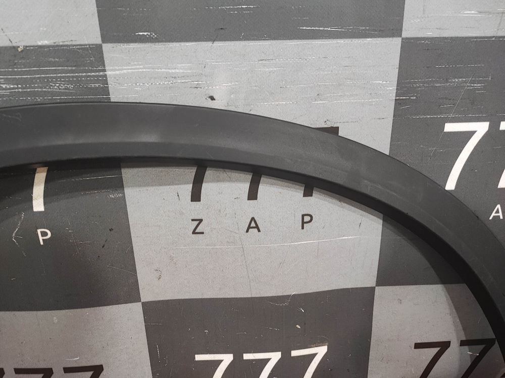 Накладка заднего левого крыла Suzuki Vitara 2 14-нв Б/У Оригинал 7726054P00