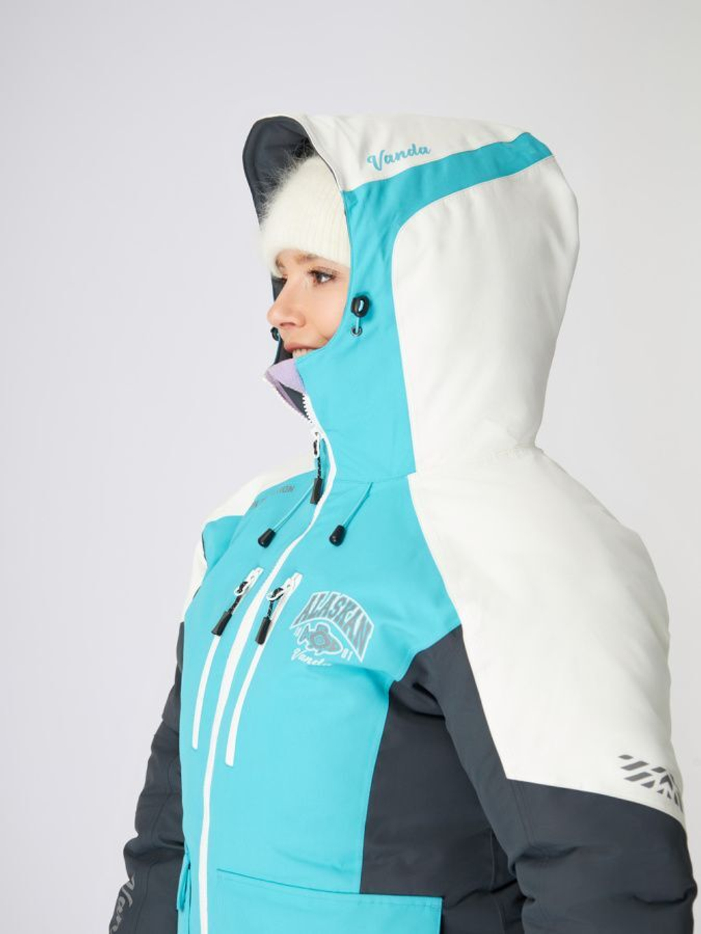 Костюм зимний женский Alaskan Vanda M белый/голубой/серый (куртка+полукомбинезон)