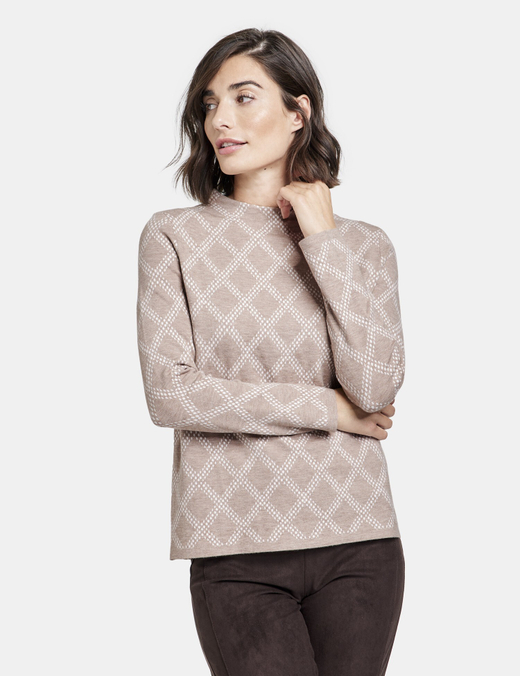 Джемпер с ромбовидным узором