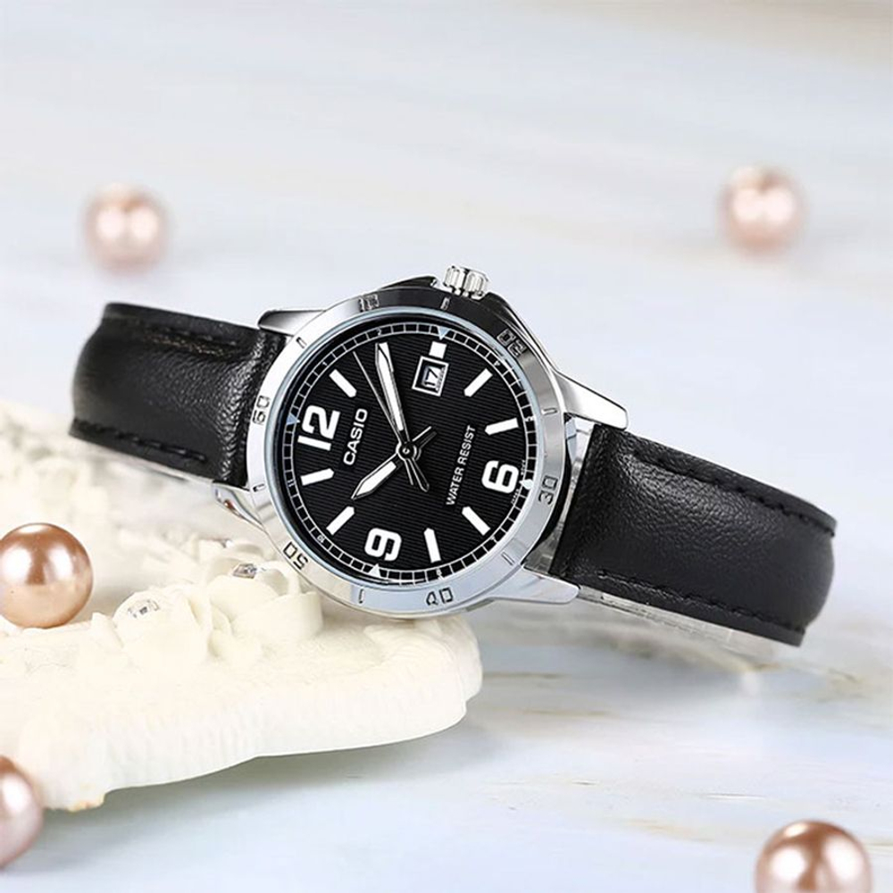 Женские наручные часы Casio Vintage LTP-V004L-1B