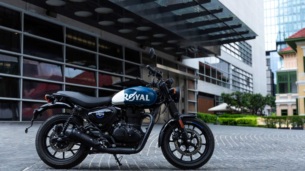 Royal Enfield Hunter 350 Rebel Blue