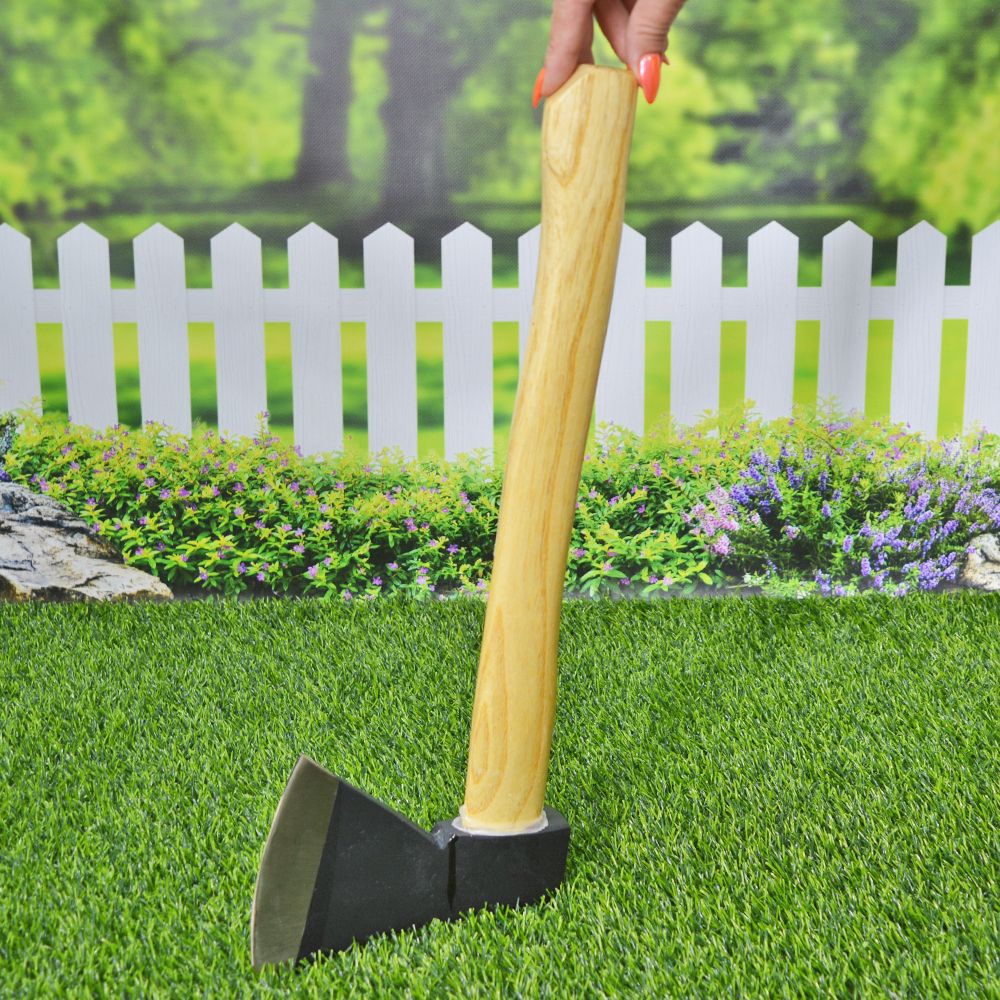 Топор 1000гр с деревянной ручкой Топор 1000гр с деревянной ручкой