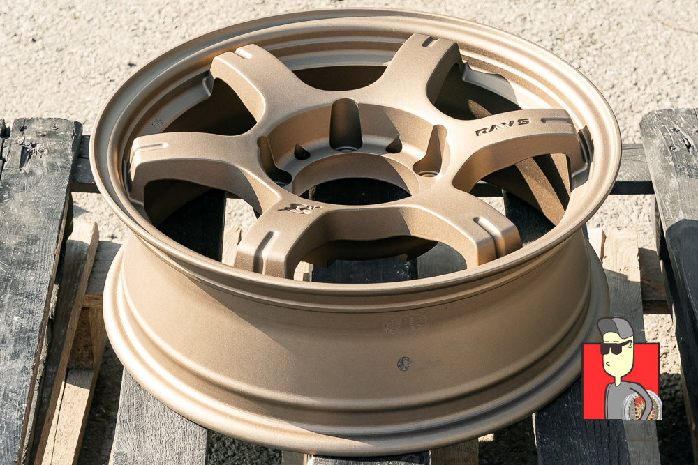 Комплект дисков Rays Gram Lights 57JX 16x5.5 et0 5x139.7