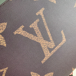 Louis Vuitton Trio Toilet Pouch