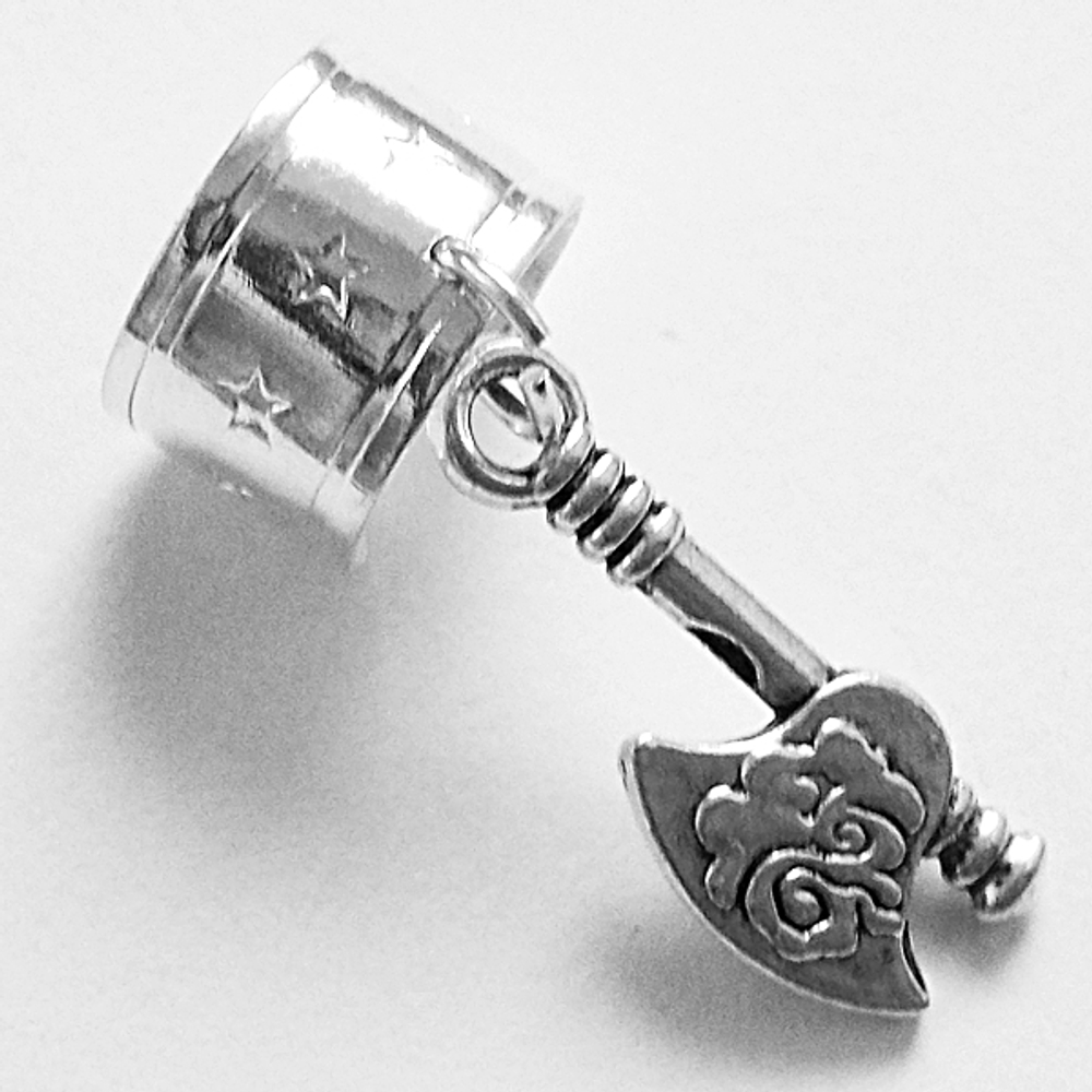 Кольцо обманка "Топор" серебристая для имитации пирсинга ушей. Цена за 1 штуку. Бижутерия.