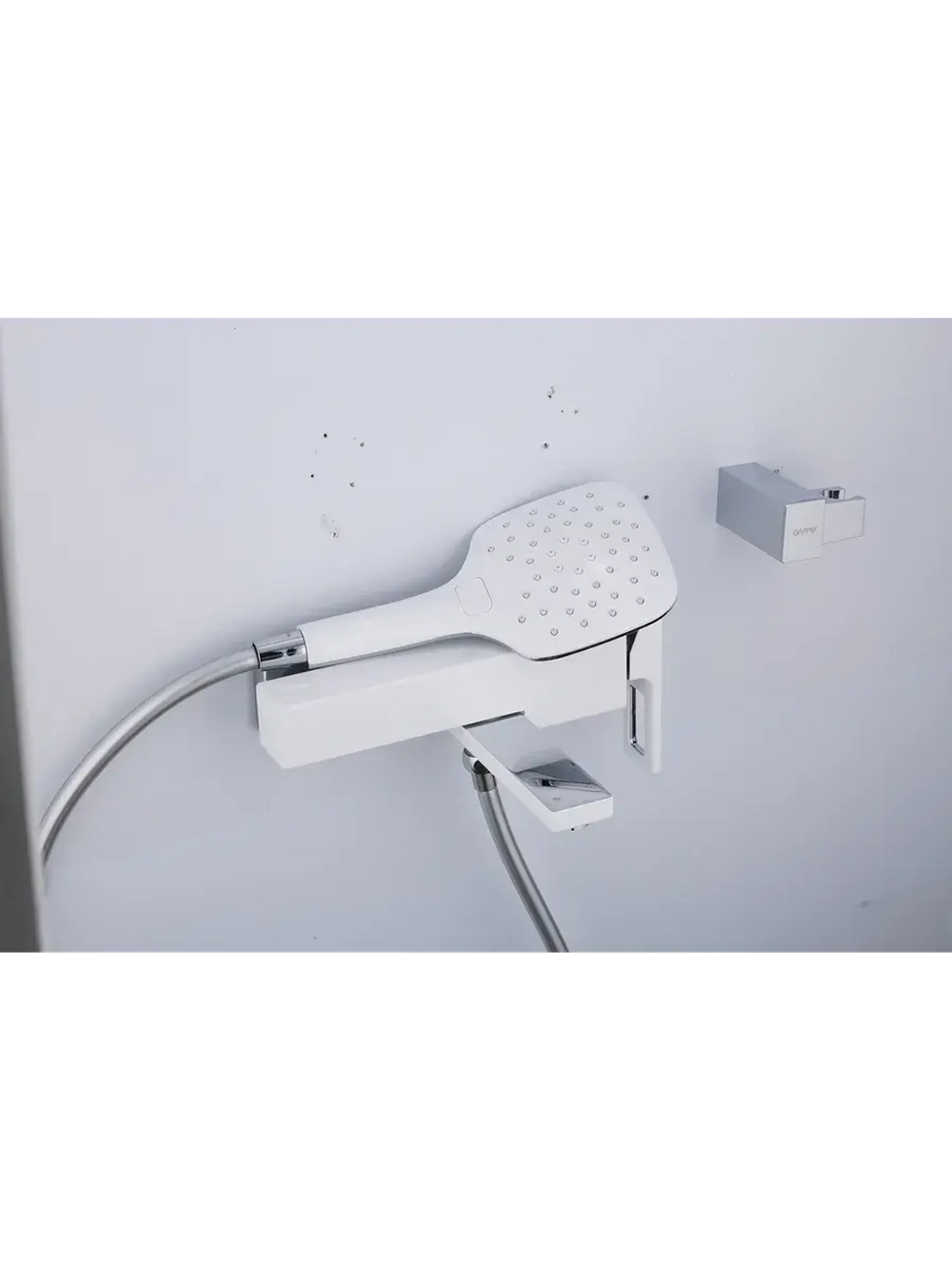 Смеситель для ванны Gappo G3217-8