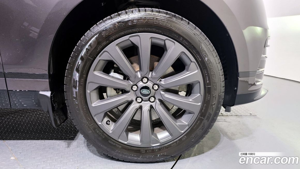 Land Rover Range Rover Bella 2.0 P250 R-Dynamic SE (09.2023)