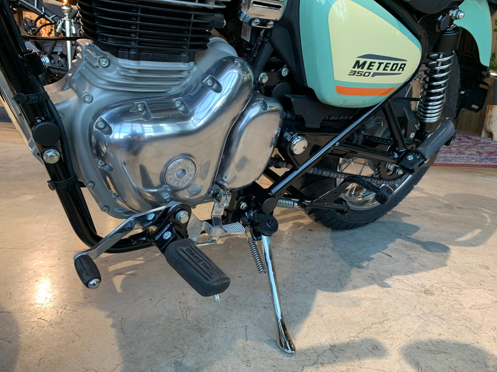 Royal Enfield Meteor 350 Aurora Green
