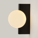 Настенный светильник (бра) Maytoni MOD324WL-01B