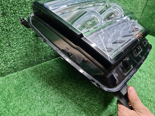 Фара левая Tank 500 (2021-н.в.) LED
