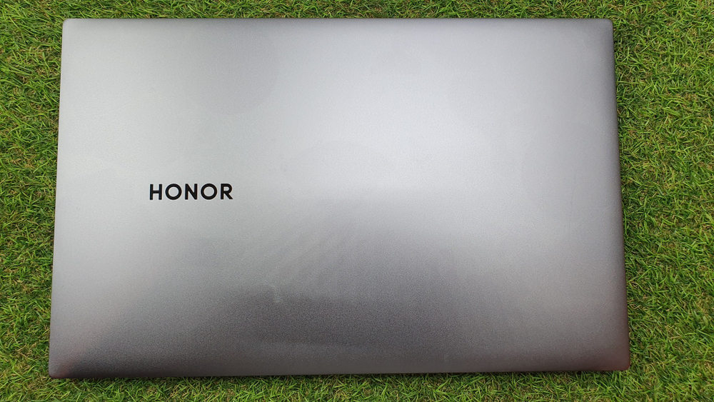 Ноутбук Honor  Ryzen 5/8 Gb/FHD/ MagicBook Pro 16 Gray (HLY-W19R)