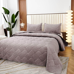 Покрывало 160x220 Sofi De MarkO Армандо цвета мокко