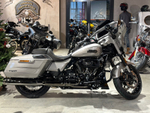 Harley-Davidson CVO Street Glide NEW, 2024 "Dark Platinum"