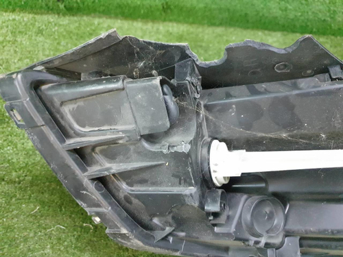 Битая Фара правая Hyundai Tucson 3 (2015-2018) LED