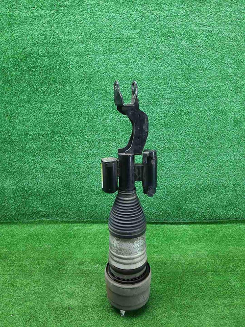 Стойка пневматическая Mercedes GLC X253 (15-22)