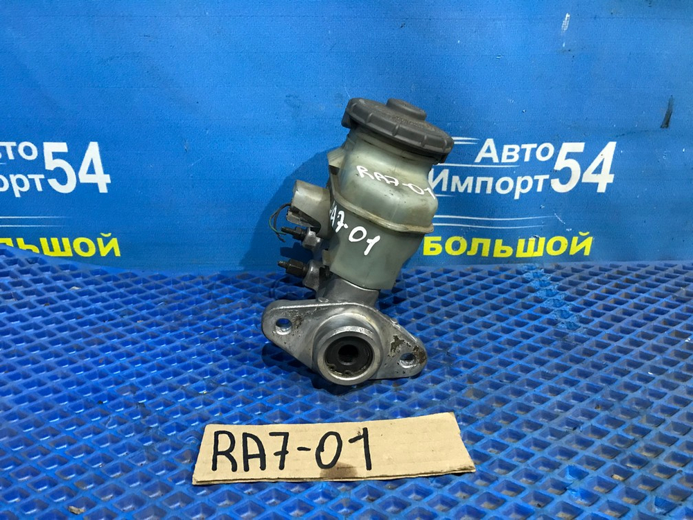 Главный тормозной цилиндр Honda ODYSSEY 2000