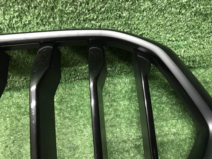 Решетка радиатора BMW X6 G06 (2023-н.в.)