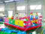 Надувной батут "Домик барашка", 8*5*3 м