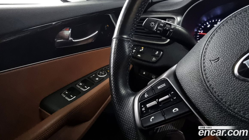 Kia The New Sorento Дизель 2.0 2WD (12.2019)