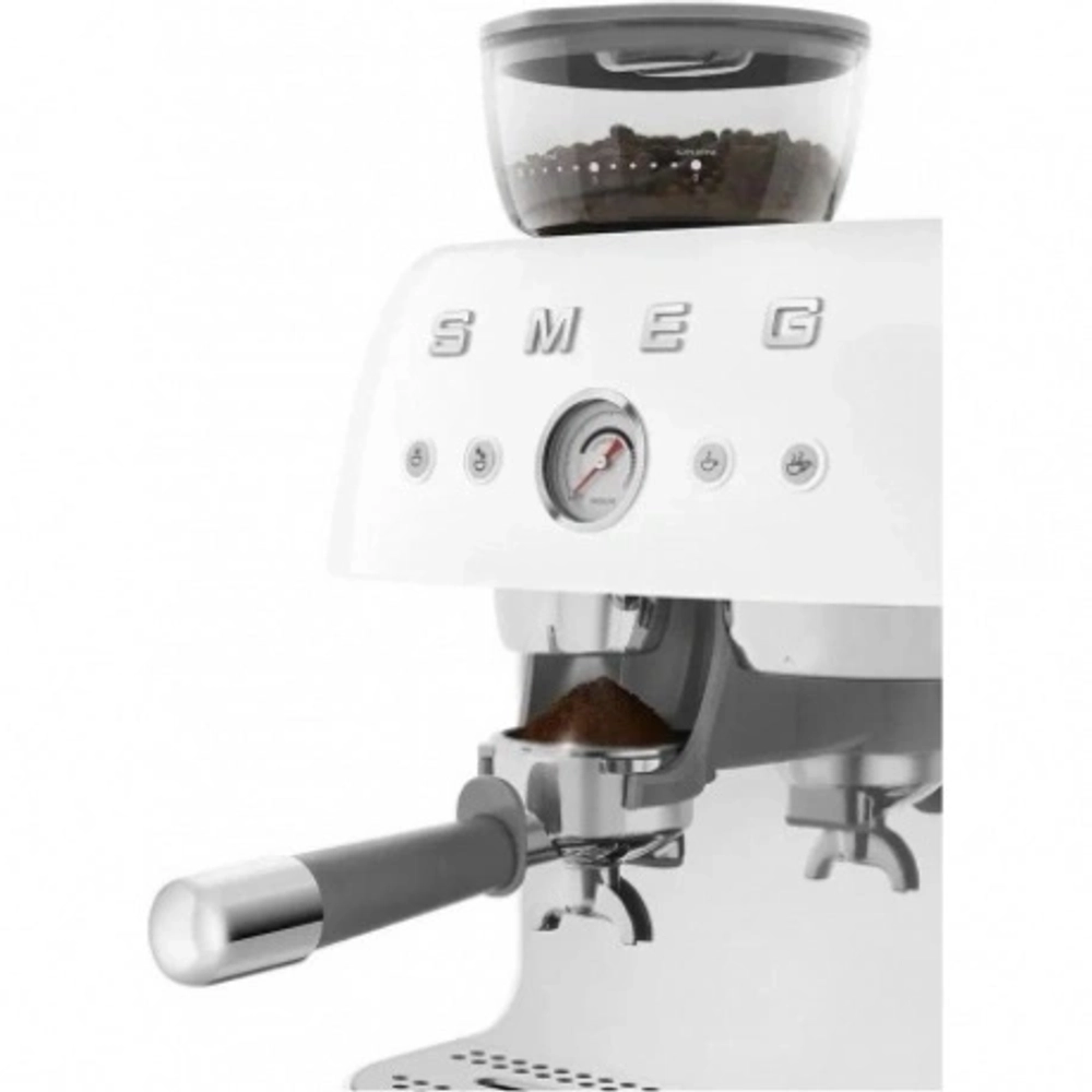 Кофемашина Smeg EGF03WHEU белая