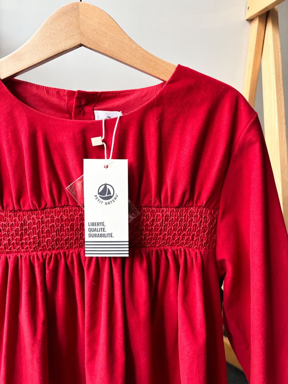 Новое вельветовое платье Petit Bateau, 128