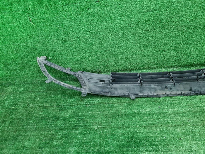 Решетка переднего бампера KIA Cerato 3 (2016-2020)