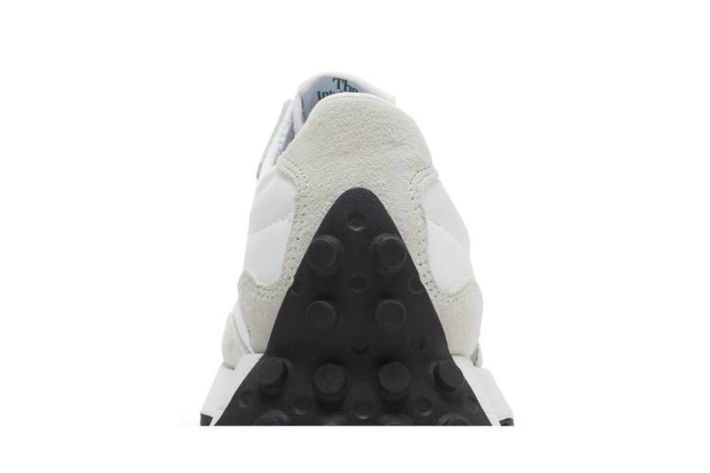 Кроссовки New Balance Nb 327 (Женская размерная сетка)