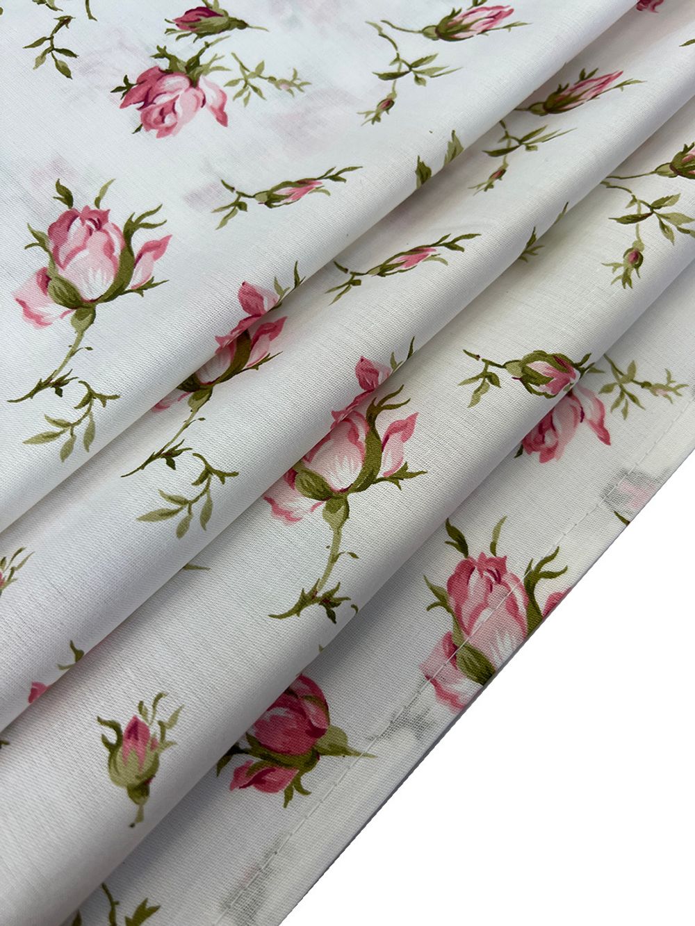 Постельное белье "Розы" 2-спальный   наволочки 50х70 2шт Простынь на резинке 160х200 см  Пододеяльник 175х215 см  Сказка сатин