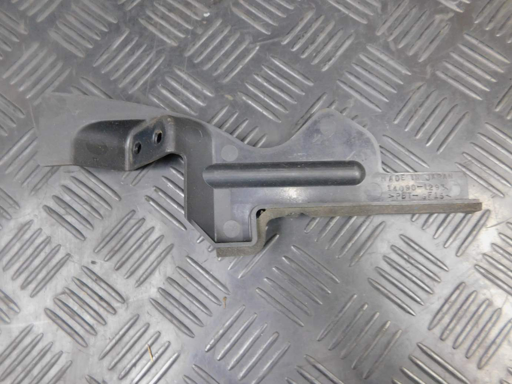 Пластик внутренни Kawasaki ZZR 400 98 14090-1293 053084