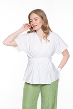 БЛУЗКА ИЗ ПОПЛИНА С ЗАВЯЗКАМИ