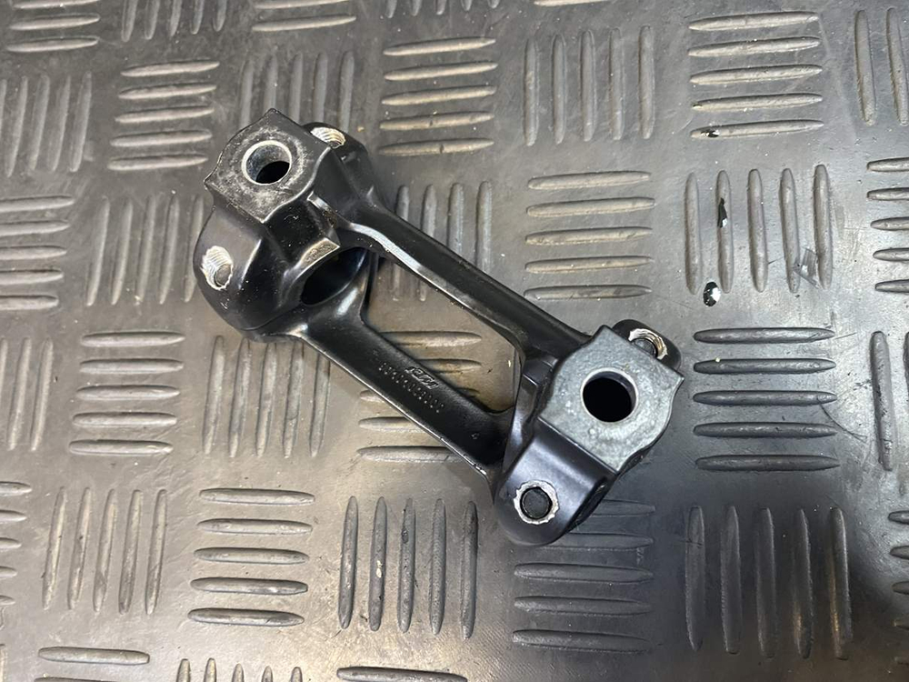 Крепление руля KTM 250 Duke 2020