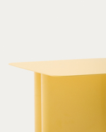 Столик Arvin из железа желтого цвета 42 x 42 см