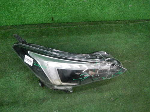 Фара правая Subaru XV 2 GT (2017-н.в.) LED