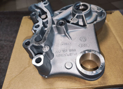 Кронштейн распредвалов для двигатeлей 1.8-2.0 Gen2