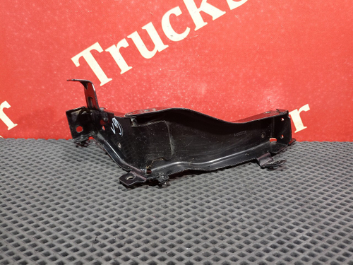 Кронштейн фары правой 2022г.