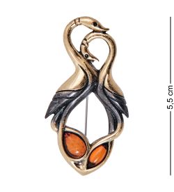 AM- 718 Брошь «Влюбленные птицы» (латунь, янтарь)