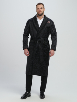 Халат из облегченного жаккарда со стеганными бортами