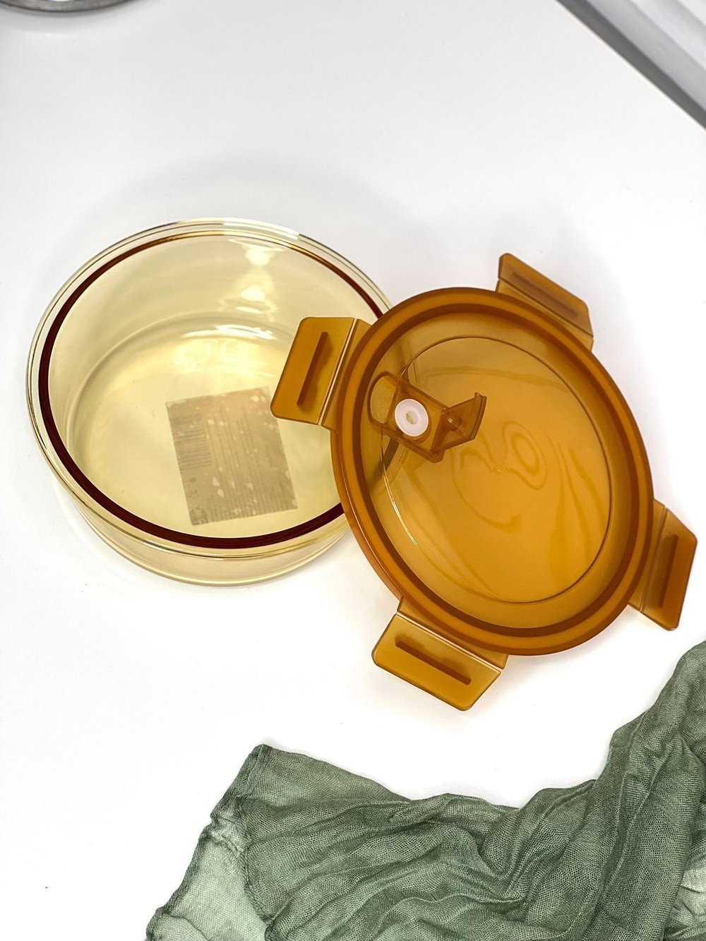 Контейнер стеклянный для еды с крышкой,650 мл