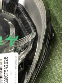 Битая Фара правая BMW X3 G01 (17-21) Adaptive LED