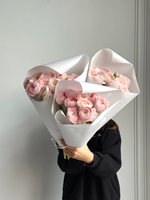 Охапка ранункулюсов в розовом оттенке 10 шт