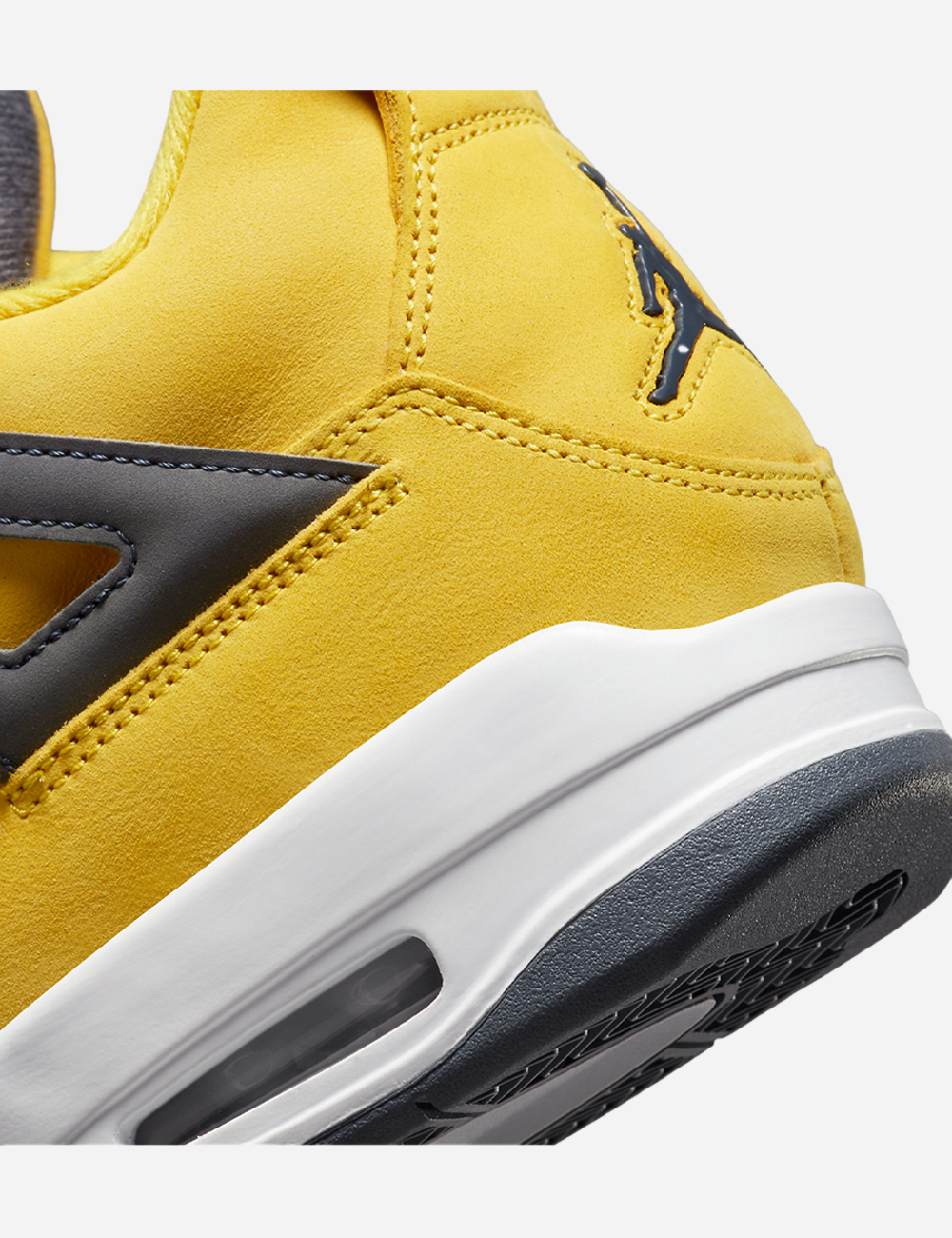 Air Jordan 4 "Lightning"